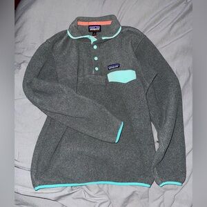 ❌SOLD❌ Patagonia Women’s Lightweight Synchilla Snap-T fleece pullover